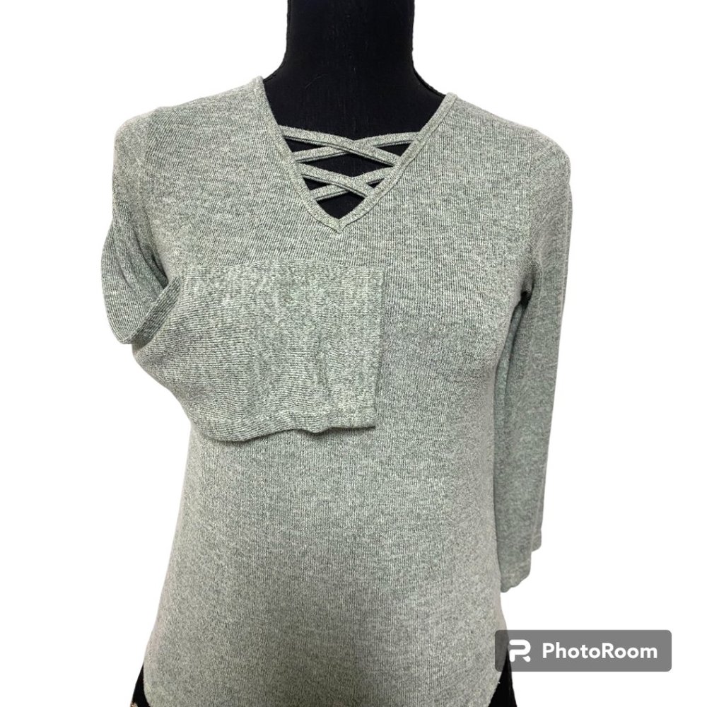 Neatie Kiddie Girl's Sage high low tunic criss cross V‎ Neck size 12